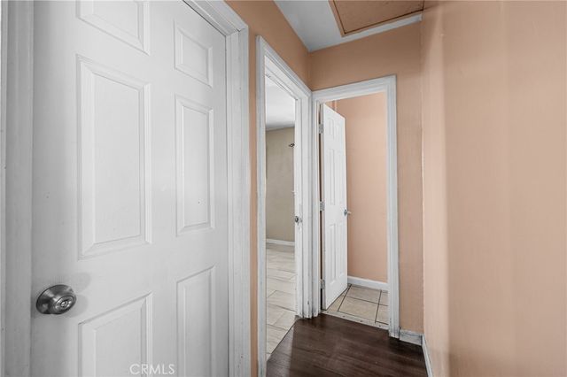 2111 E 118th Street, Los Angeles, CA 90059