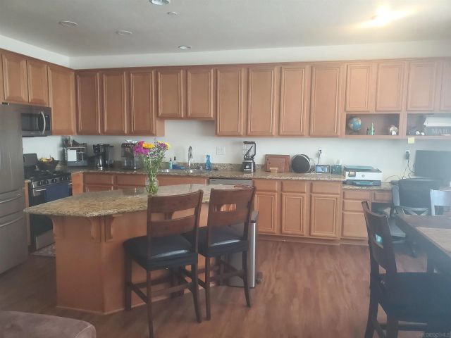 246 Vermont Ct., El Cajon, CA 92020