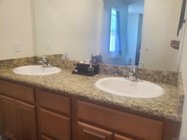 246 Vermont Ct., El Cajon, CA 92020