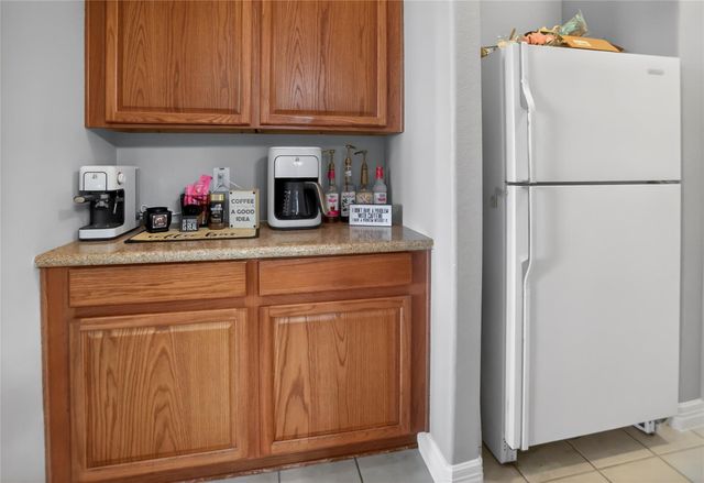 9702 Inwood Circle, Baytown, TX 77523