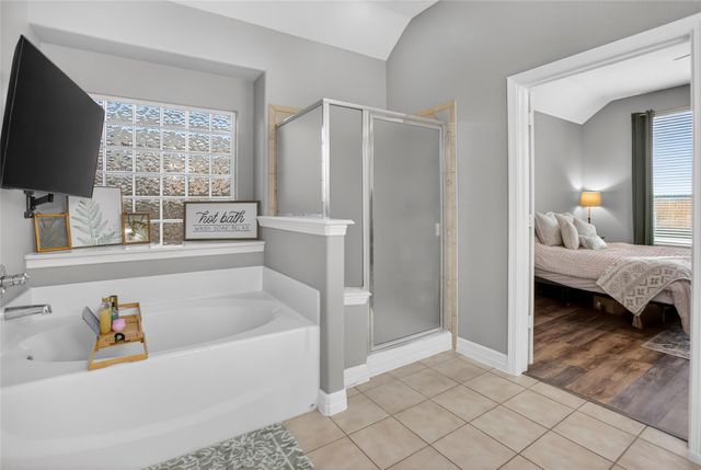 9702 Inwood Circle, Baytown, TX 77523