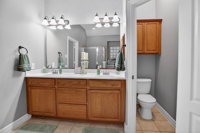 9702 Inwood Circle, Baytown, TX 77523