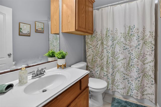 9702 Inwood Circle, Baytown, TX 77523