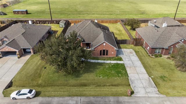 9702 Inwood Circle, Baytown, TX 77523