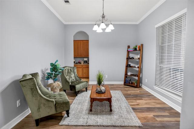 9702 Inwood Circle, Baytown, TX 77523