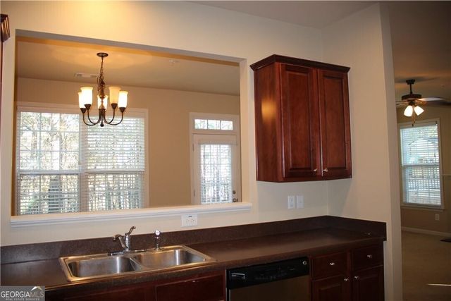 3328 Castleberry Village Circle, Cumming, GA 30040