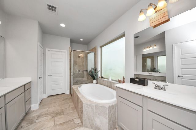 16323 Tulipan Spring Trail, Humble, TX 77346