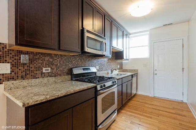 6316 N Richmond Street 3A, Chicago, IL 60659