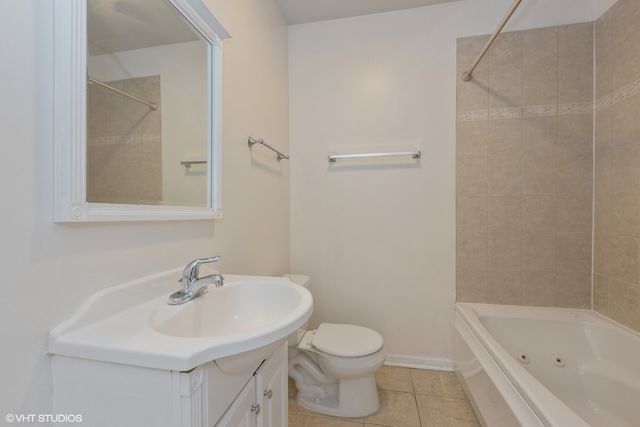 6316 N Richmond Street 3A, Chicago, IL 60659