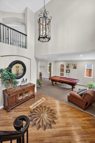 3523 Lake Terrace Dr, Elk Grove, CA 95758