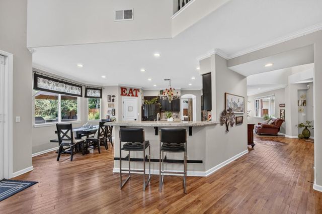 3523 Lake Terrace Dr, Elk Grove, CA 95758