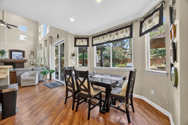 3523 Lake Terrace Dr, Elk Grove, CA 95758