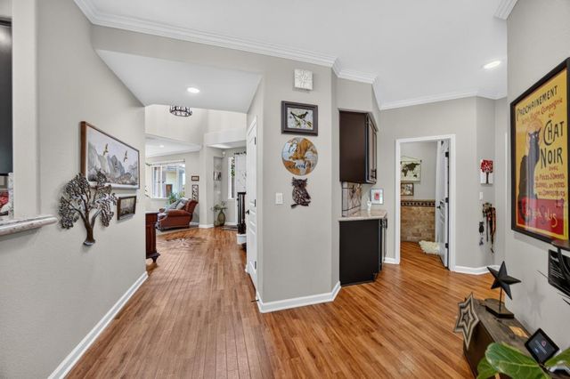 3523 Lake Terrace Dr, Elk Grove, CA 95758