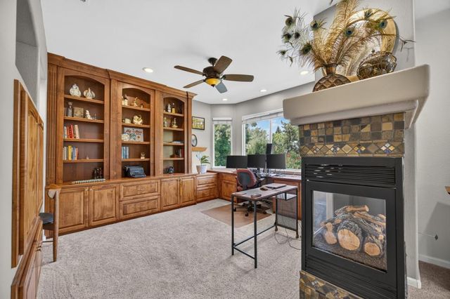 3523 Lake Terrace Dr, Elk Grove, CA 95758