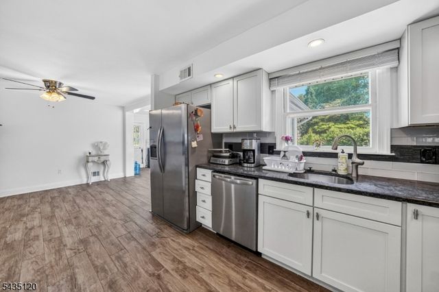 840 Lopatcong St, Belvidere Twp., NJ 07823