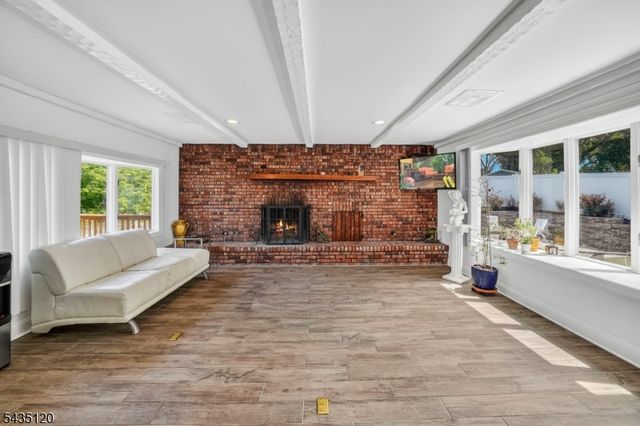 840 Lopatcong St, Belvidere Twp., NJ 07823