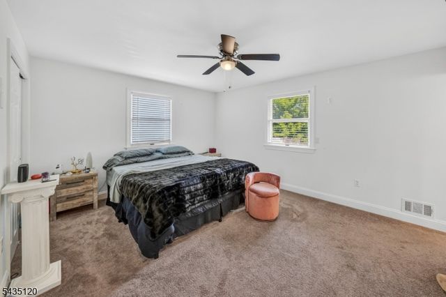 840 Lopatcong St, Belvidere Twp., NJ 07823