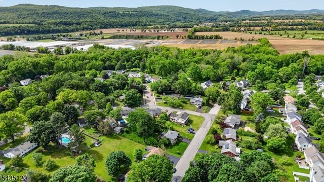 840 Lopatcong St, Belvidere Twp., NJ 07823