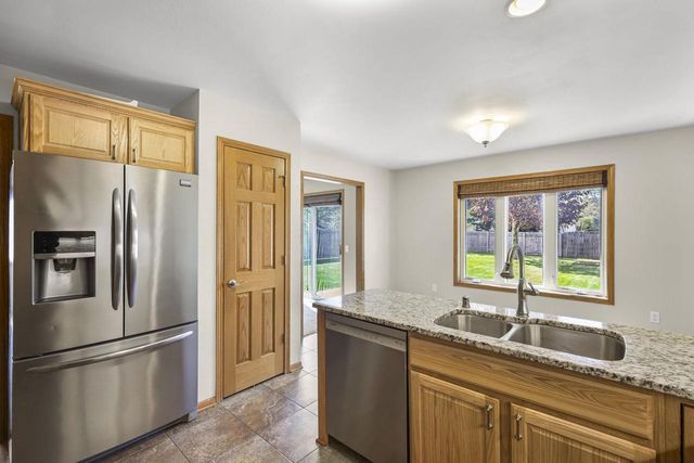 308 Clover Lane, Cottage Grove, WI 53527
