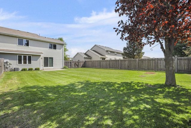 308 Clover Lane, Cottage Grove, WI 53527