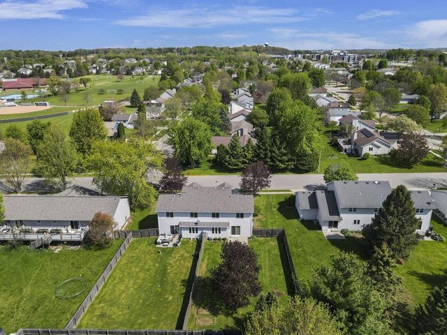 308 Clover Lane, Cottage Grove, WI 53527