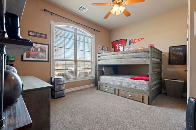 61521 E 266 Road, Grove, OK 74344