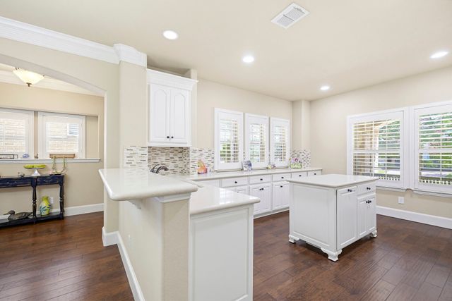 7332 Brightwater Road, Fort Worth, TX 76132