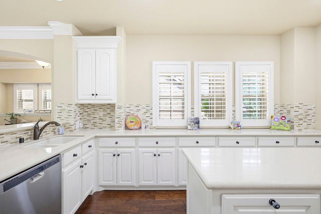 7332 Brightwater Road, Fort Worth, TX 76132