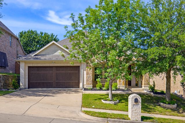 7332 Brightwater Road, Fort Worth, TX 76132