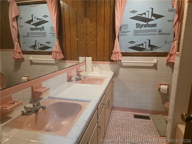 1125 Oakwood Street, Fayetteville, NC 28303