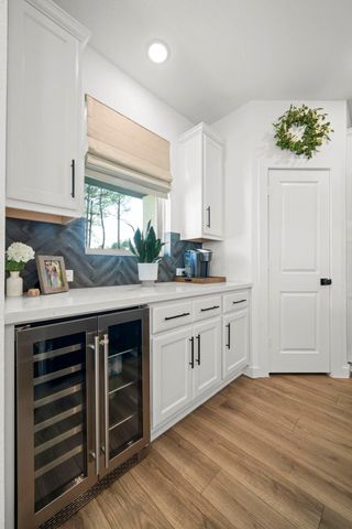 117 Hidden Peak Drive, Montgomery, TX 77316