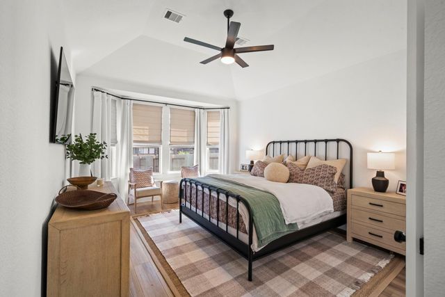 117 Hidden Peak Drive, Montgomery, TX 77316