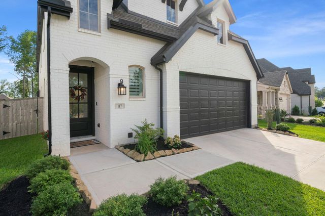117 Hidden Peak Drive, Montgomery, TX 77316