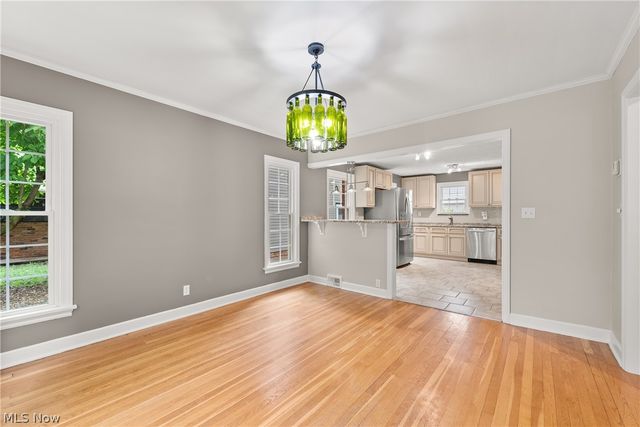 4025 Meadowbrook Boulevard, University Heights, OH 44118