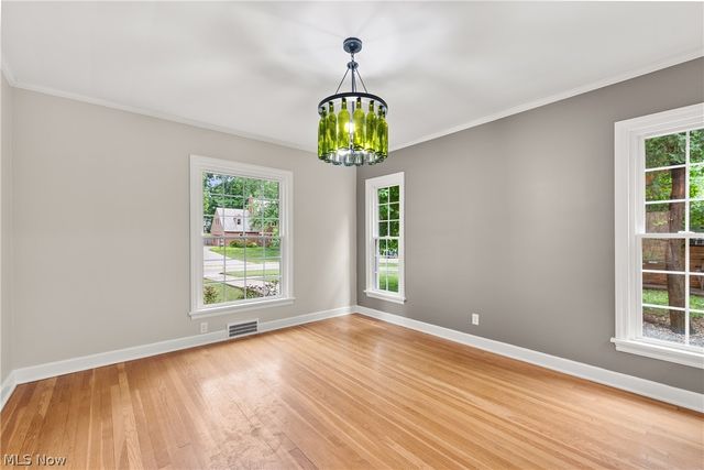 4025 Meadowbrook Boulevard, University Heights, OH 44118