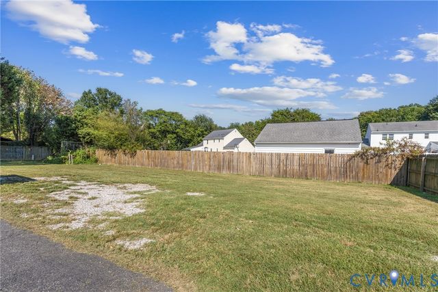 12801 Vogt AVE, Chester, VA 23836