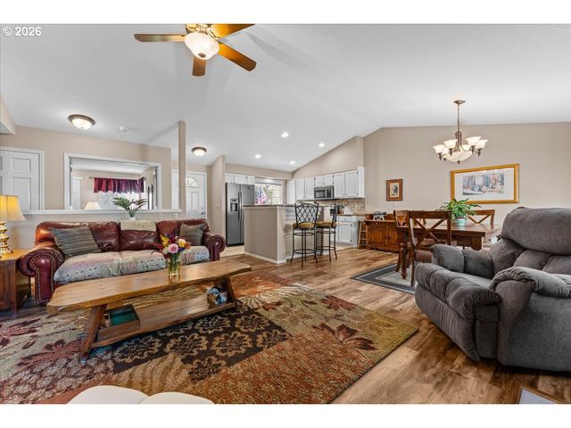 16159 Sw WILLOW Dr, Sherwood, OR 97140
