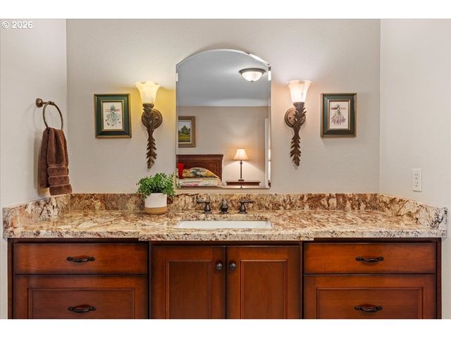 16159 Sw WILLOW Dr, Sherwood, OR 97140