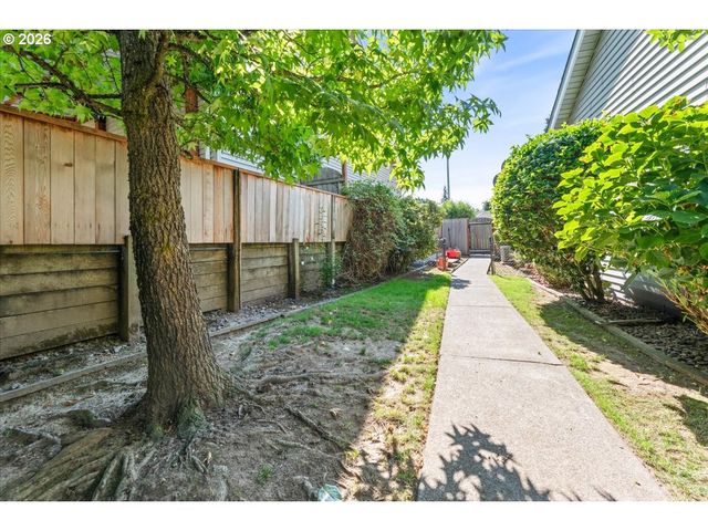 16159 Sw WILLOW Dr, Sherwood, OR 97140