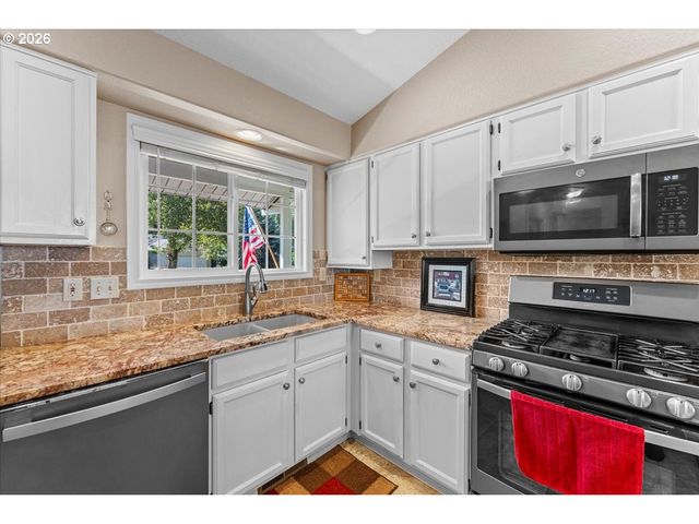 16159 Sw WILLOW Dr, Sherwood, OR 97140