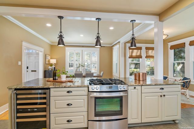 119 E rosewood, San Antonio, TX 78212