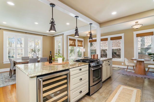 119 E rosewood, San Antonio, TX 78212