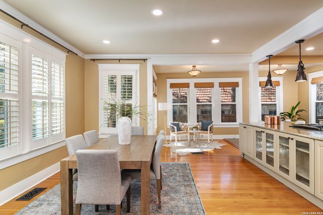 119 E rosewood, San Antonio, TX 78212