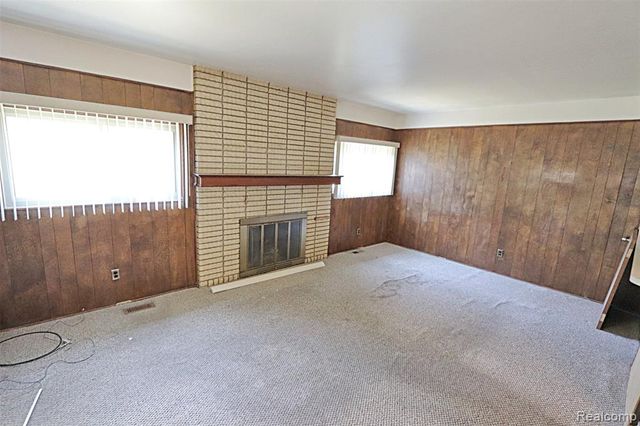 38011 Ross Street, Livonia, MI 48154