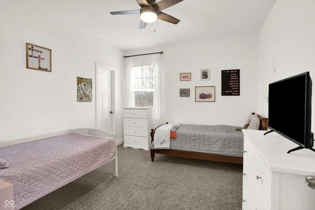 4760 Willow Road, Zionsville, IN 46077