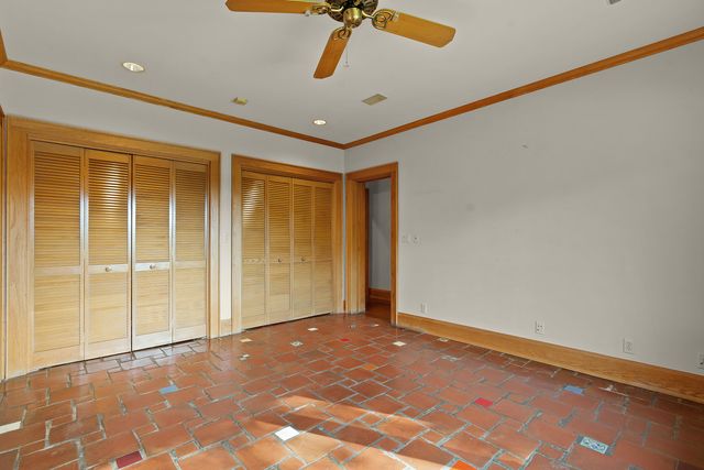 2910 Crest Terrace Drive, Chattanooga, TN 37404