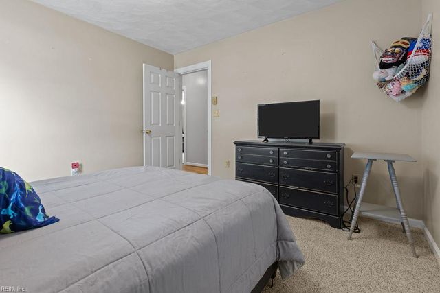 22435 Suzannes PL, Franklin, VA 23851