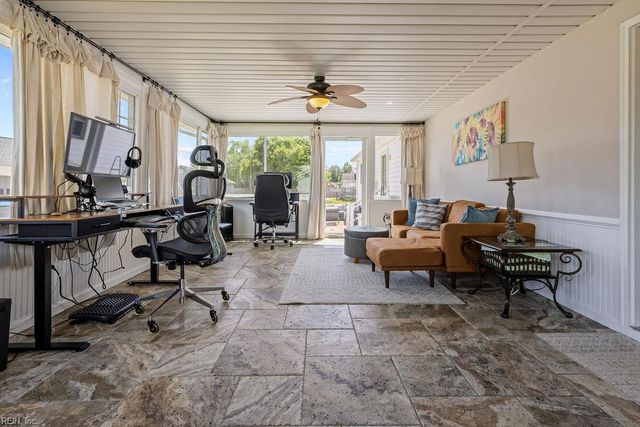22435 Suzannes PL, Franklin, VA 23851