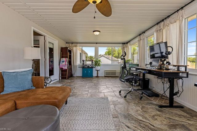 22435 Suzannes PL, Franklin, VA 23851