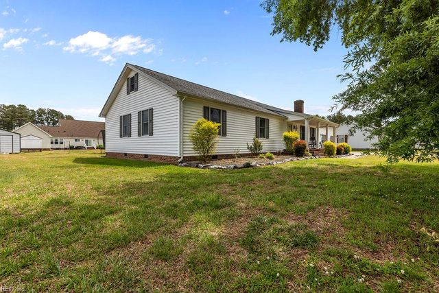 22435 Suzannes PL, Franklin, VA 23851